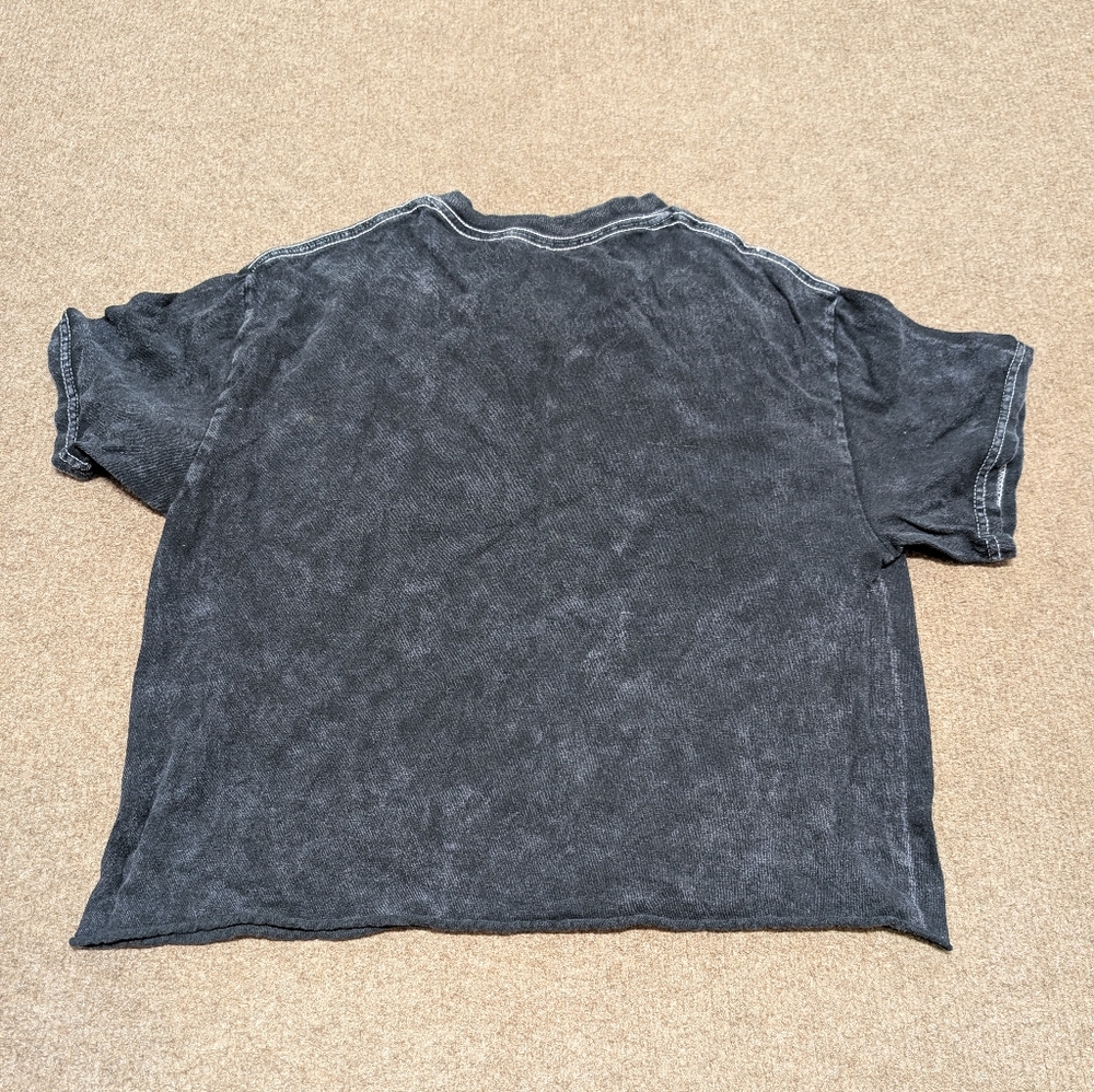 Pink Floyd Women's Oversize Cropped Graphic Band Concert T-Shirt Black XS - Picture 2 of 4